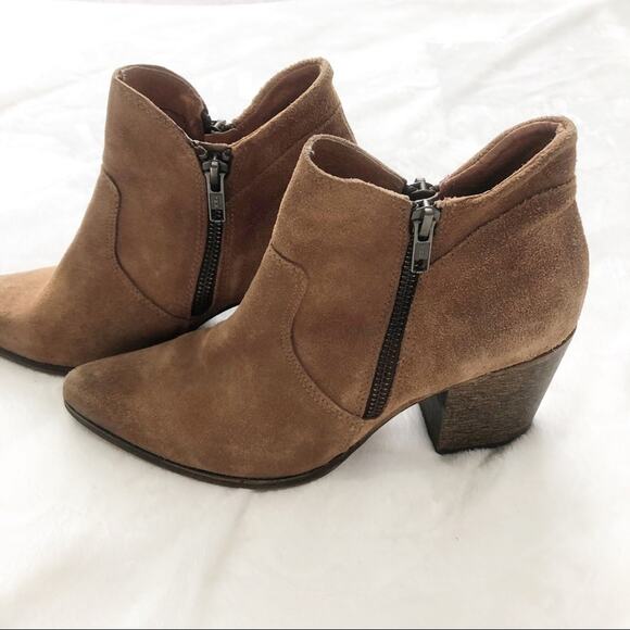 Freebird by Steven brown tan suede ankle boots 7 cowboy western heel - Picture 9 of 13